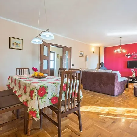 House Dolly Poreč