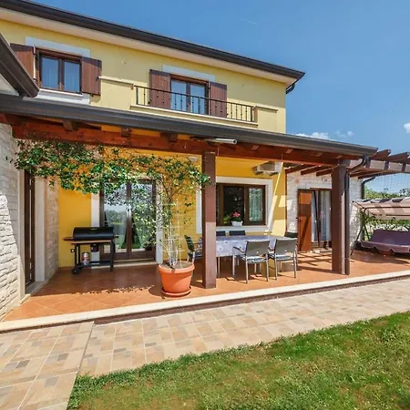 House Dolly Poreč